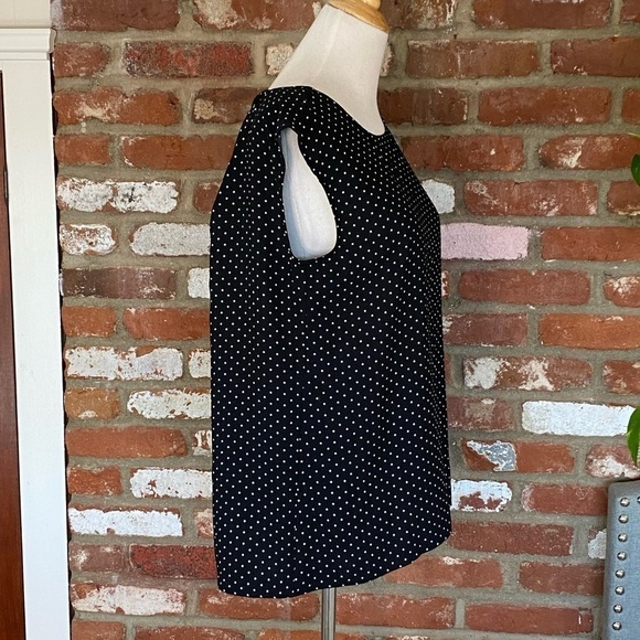 Halogen Black and White Polka Dot Cap Sleeve Top NWT Size XS - Picture 5 of 7